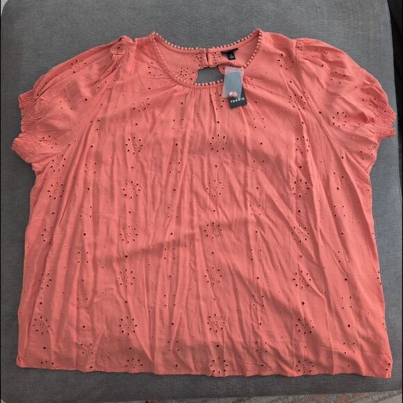 Women's Torrid Coral Top NWT Embroidery Back opening 4X - Picture 1 of 4